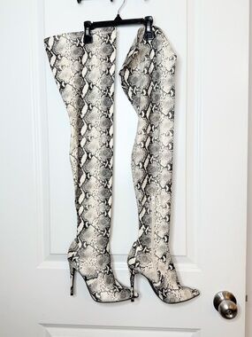 Steve Madden Dominique Thigh High Boots 6 Snake Print OTK Stiletto Heels